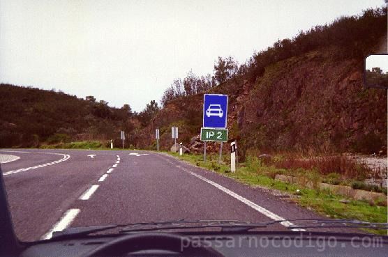 Conduzo um automóvel ligeiro de passageiros Após a sinalização